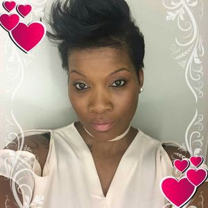 Meet your Posher, Ebony